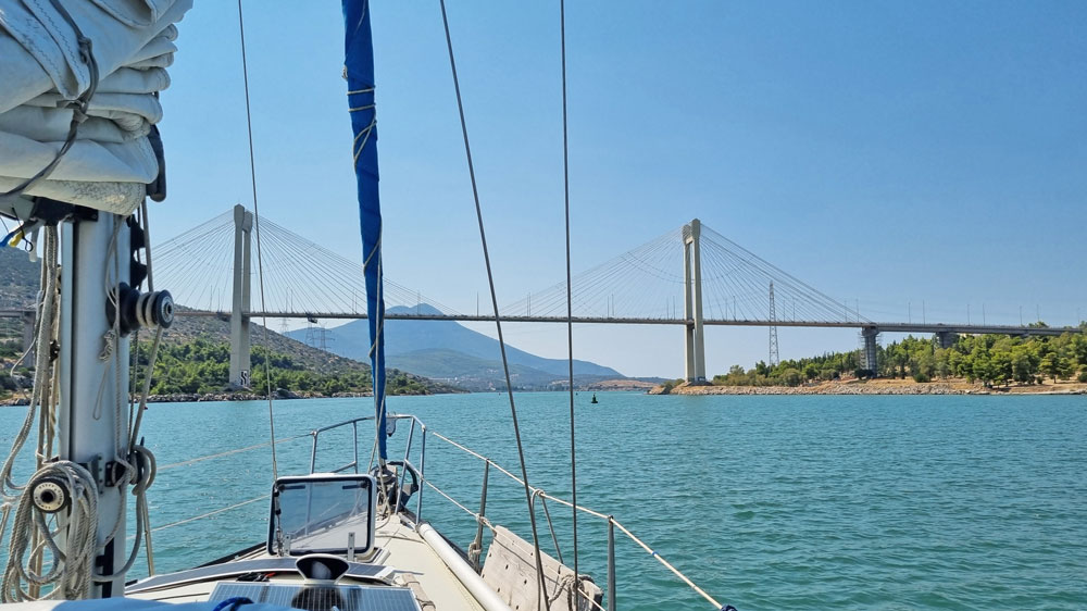 radiopelicano_griechenland_chalkida_bruecke_gross
